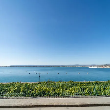 Ortigia Superior Sea View Near Duomo Apartment Syracuse